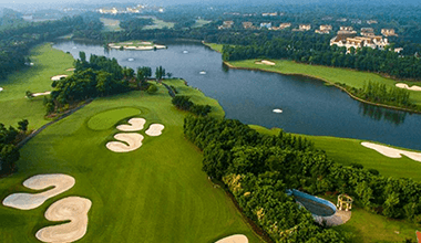 Golf Hotel